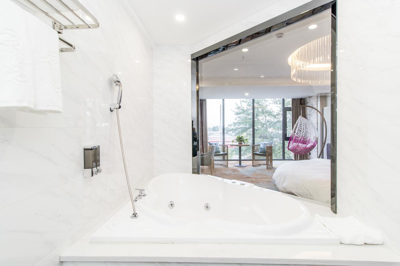 Hotel Yun Yi Hotel 4*
