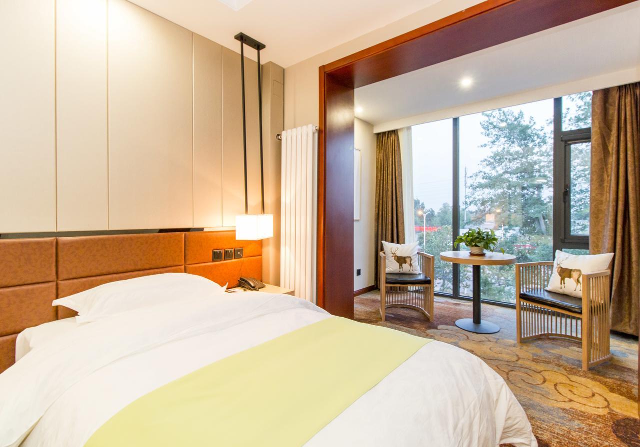 Hotel Yun Yi Hotel 4*